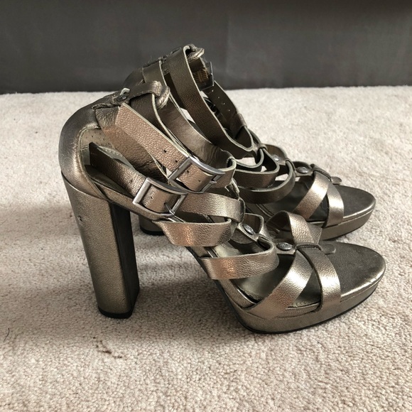 Simply Vera Vera Wang chunky heels - Picture 2 of 3